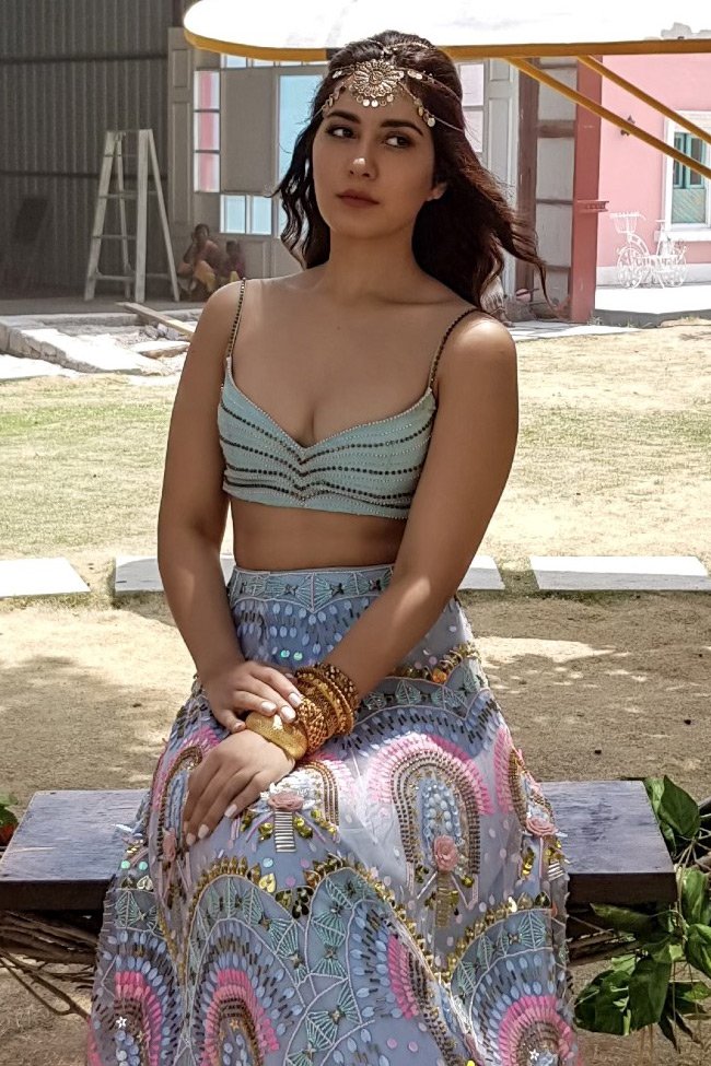 Raashi-Khanna